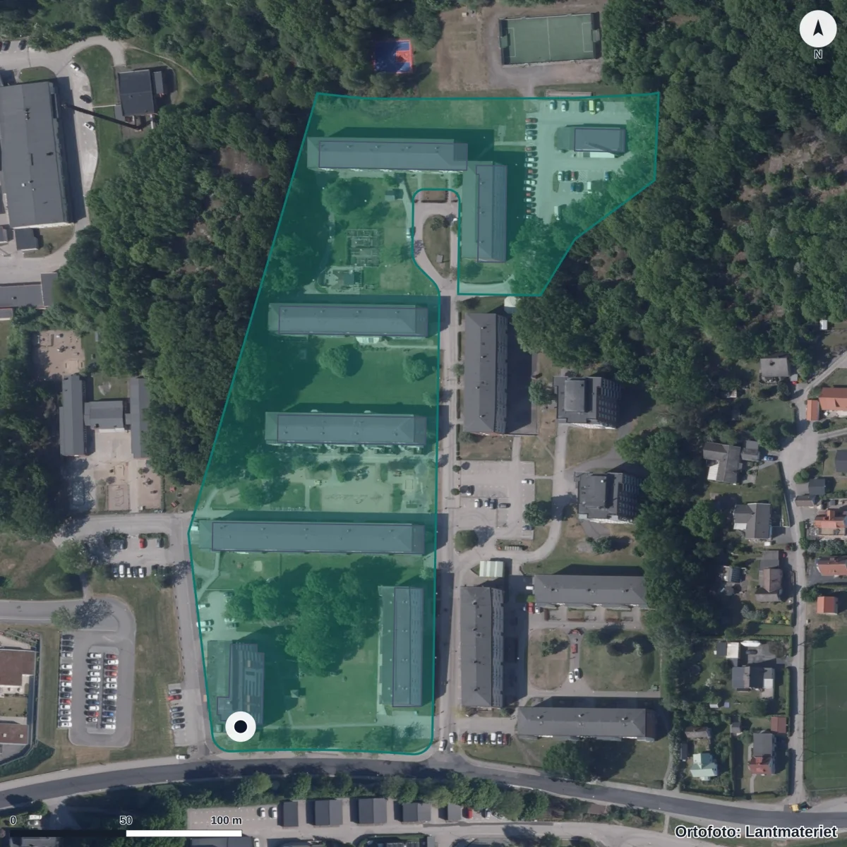 Flygbild över Regnbågens Förskola, ortofoto från Lantmäteriet