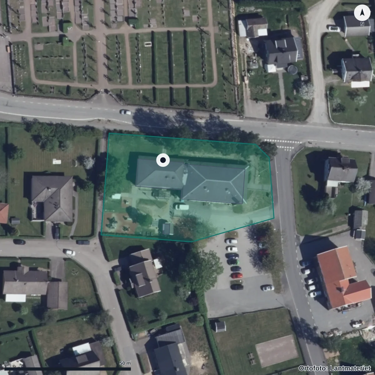 Flygbild över Vedums Förskola, ortofoto från Lantmäteriet