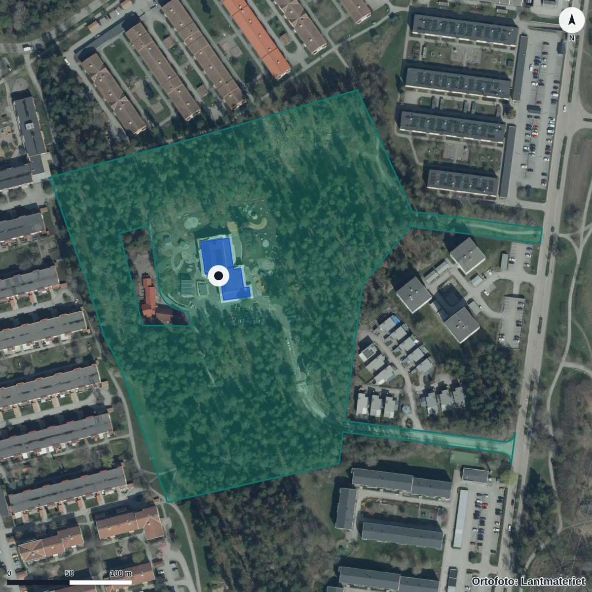 Flygbild över Storskogens Förskola, ortofoto från Lantmäteriet
