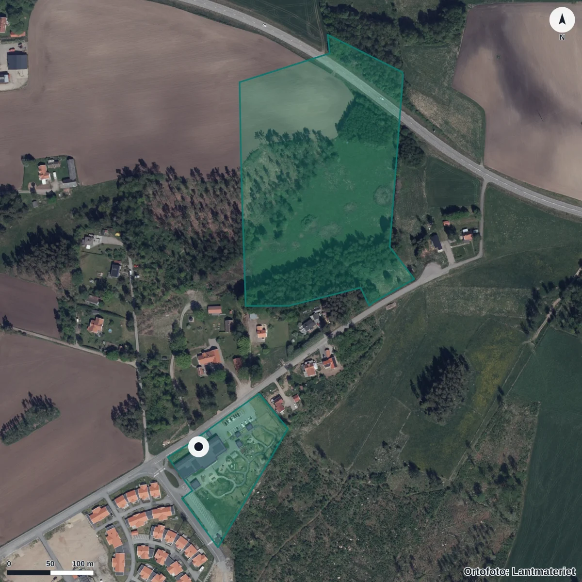 Flygbild över Fagrabo Förskola, ortofoto från Lantmäteriet