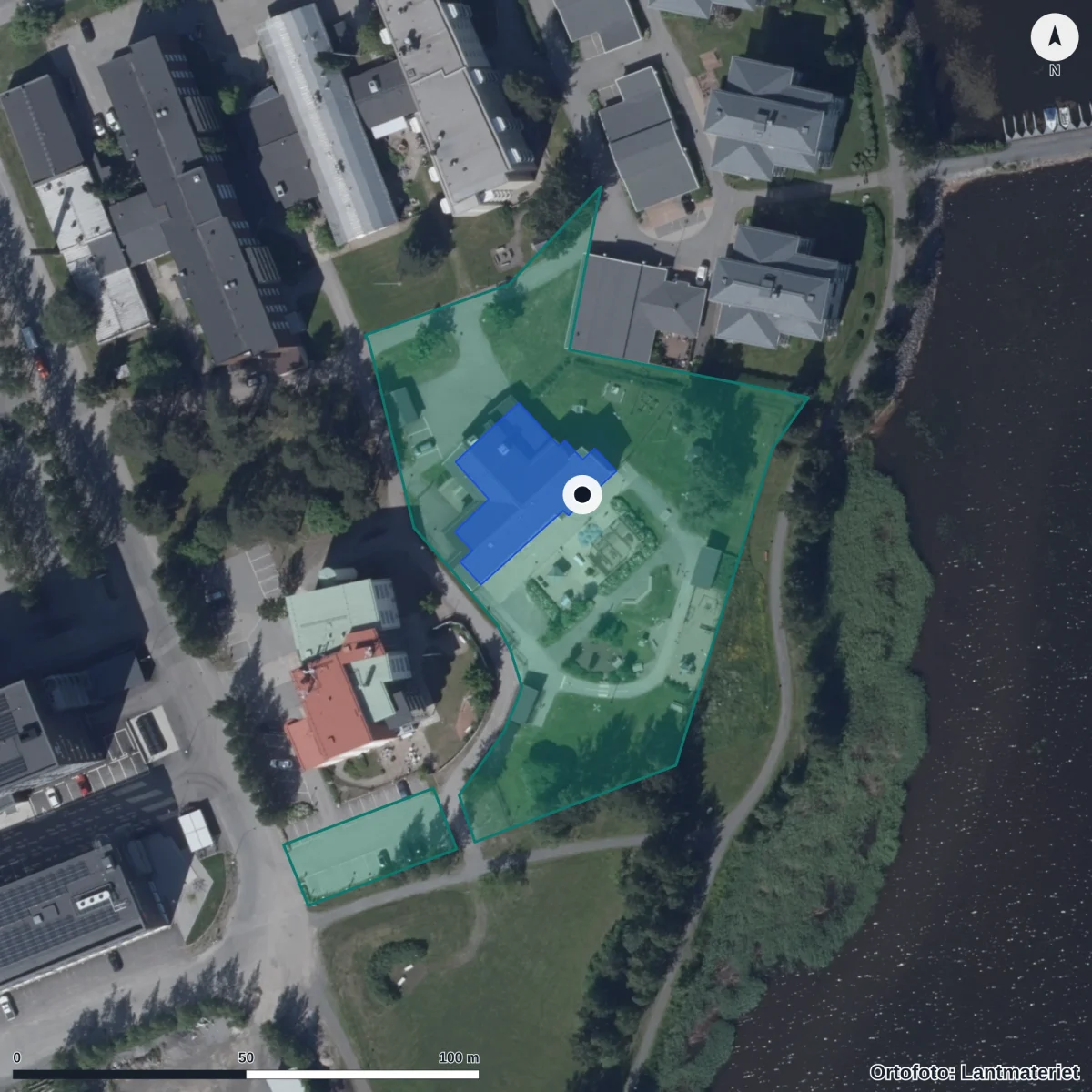 Flygbild över Solkattens Förskola, ortofoto från Lantmäteriet