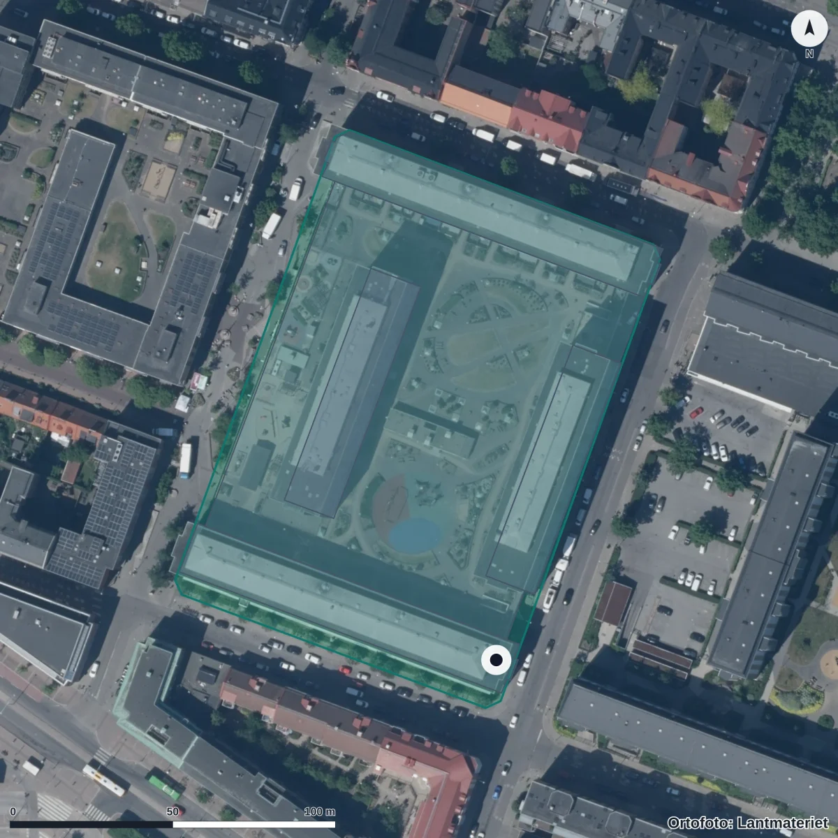 Flygbild över Trädets Förskola, ortofoto från Lantmäteriet