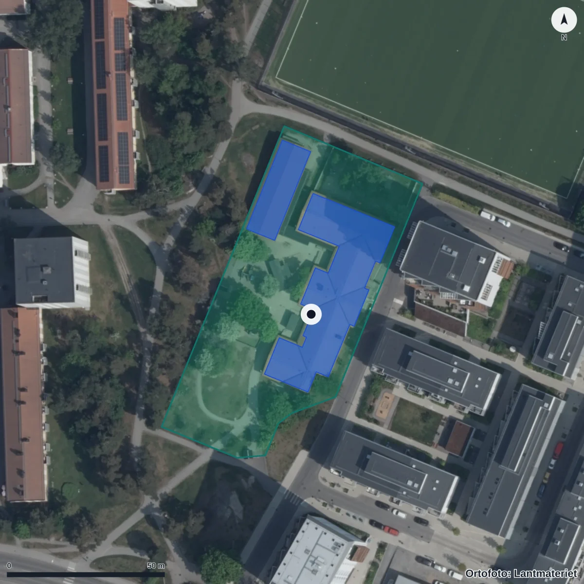 Flygbild över Förskolan Gläntan, Stenkvistavägen 5, ortofoto från Lantmäteriet