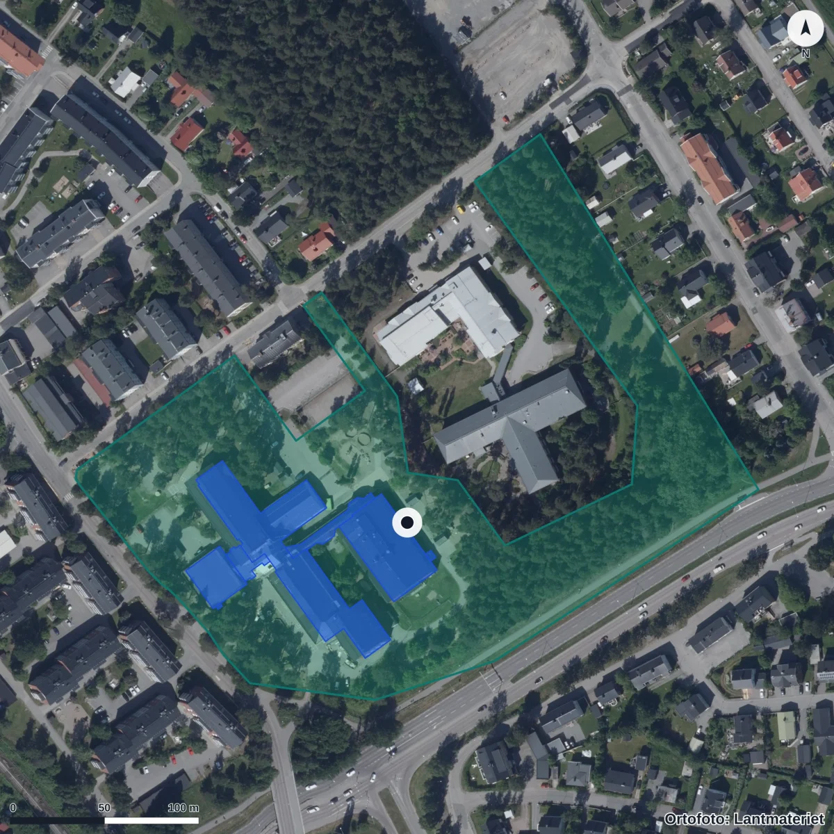 Flygbild över Midskogens Förskola, ortofoto från Lantmäteriet