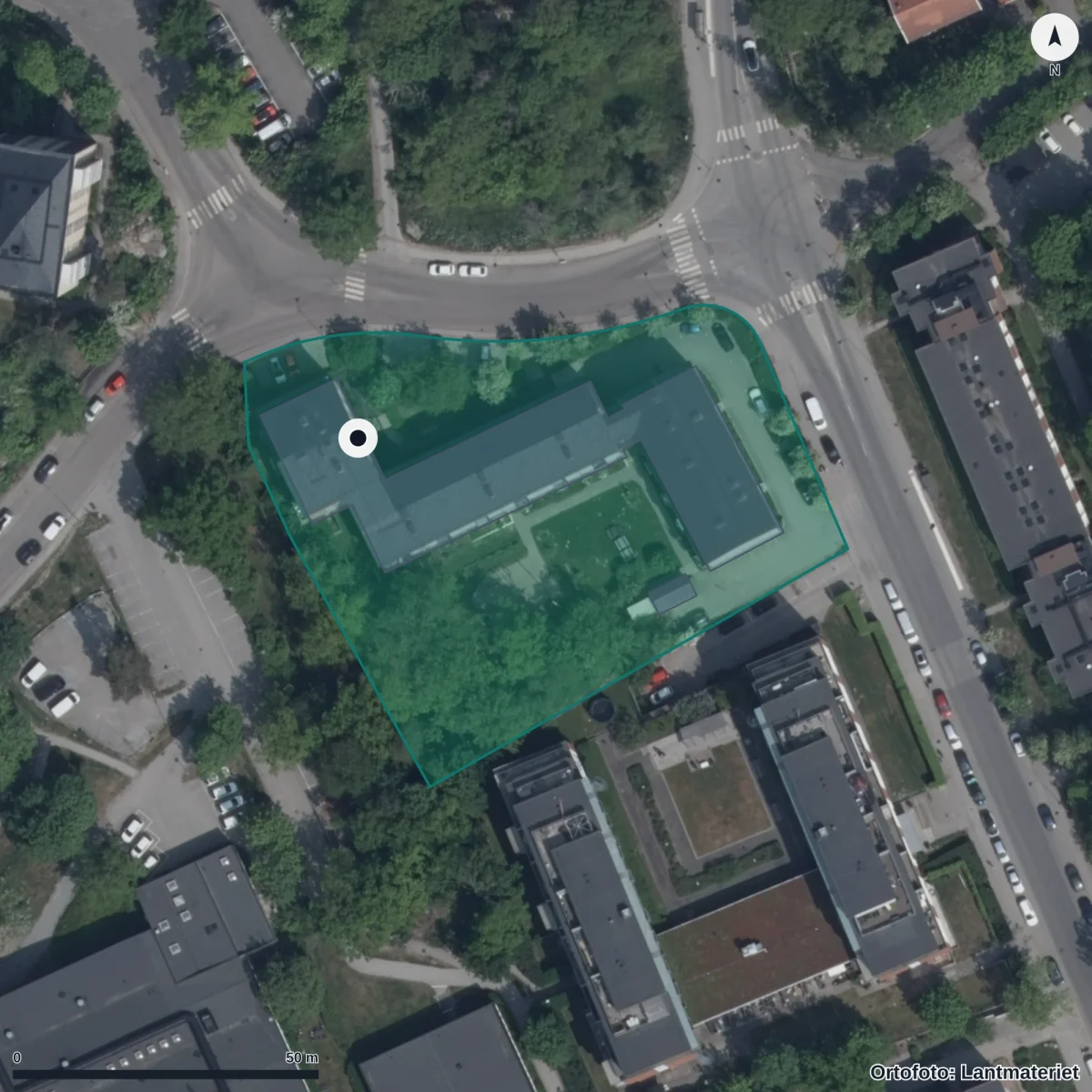 Flygbild över Tallbackens Förskola, ortofoto från Lantmäteriet