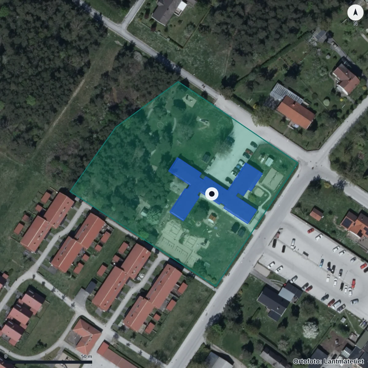Flygbild över Hemsetallen Förskola, ortofoto från Lantmäteriet