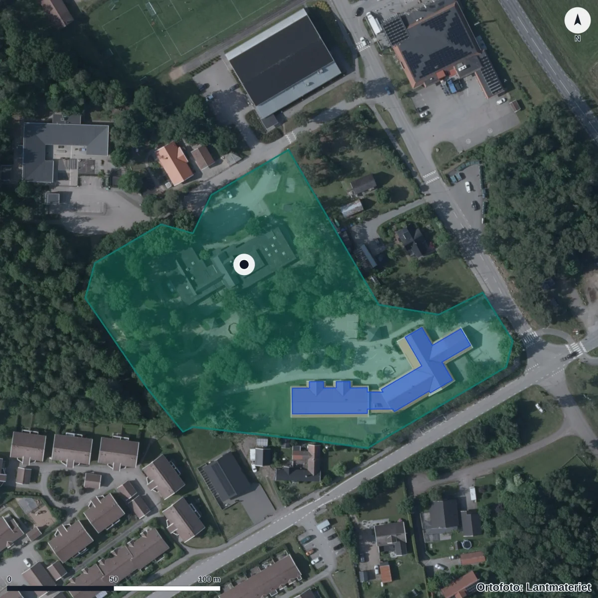 Flygbild över Haverdals Förskola, ortofoto från Lantmäteriet