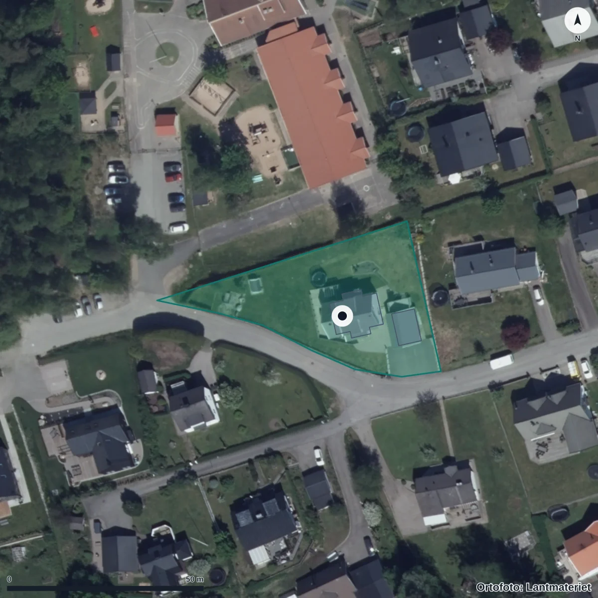 Flygbild över Björkgårdens Förskola, ortofoto från Lantmäteriet