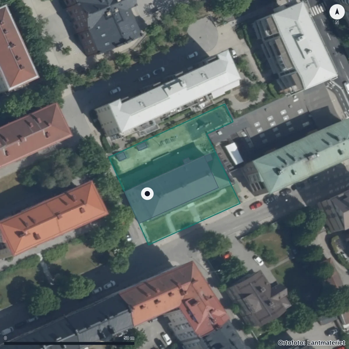 Flygbild över Förskolan Slottet, ortofoto från Lantmäteriet