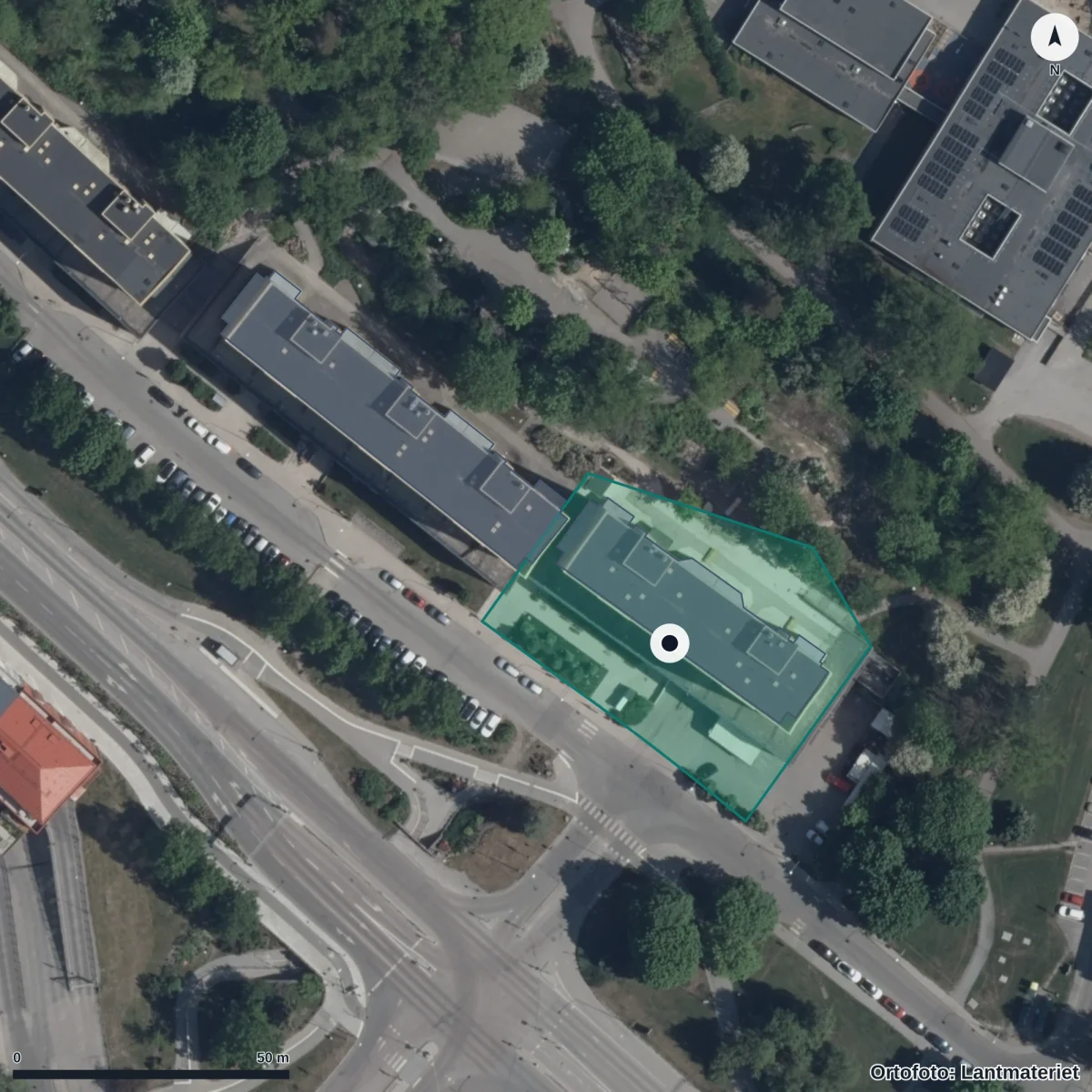 Flygbild över Spanska Skolan Förskolan, ortofoto från Lantmäteriet