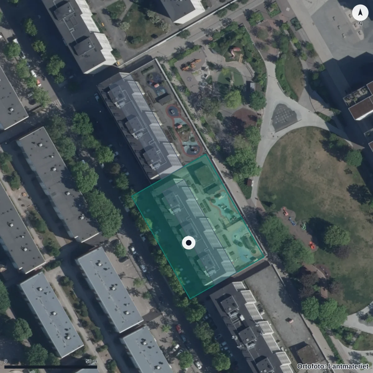 Flygbild över Dibber Rödluvan Förskola, ortofoto från Lantmäteriet
