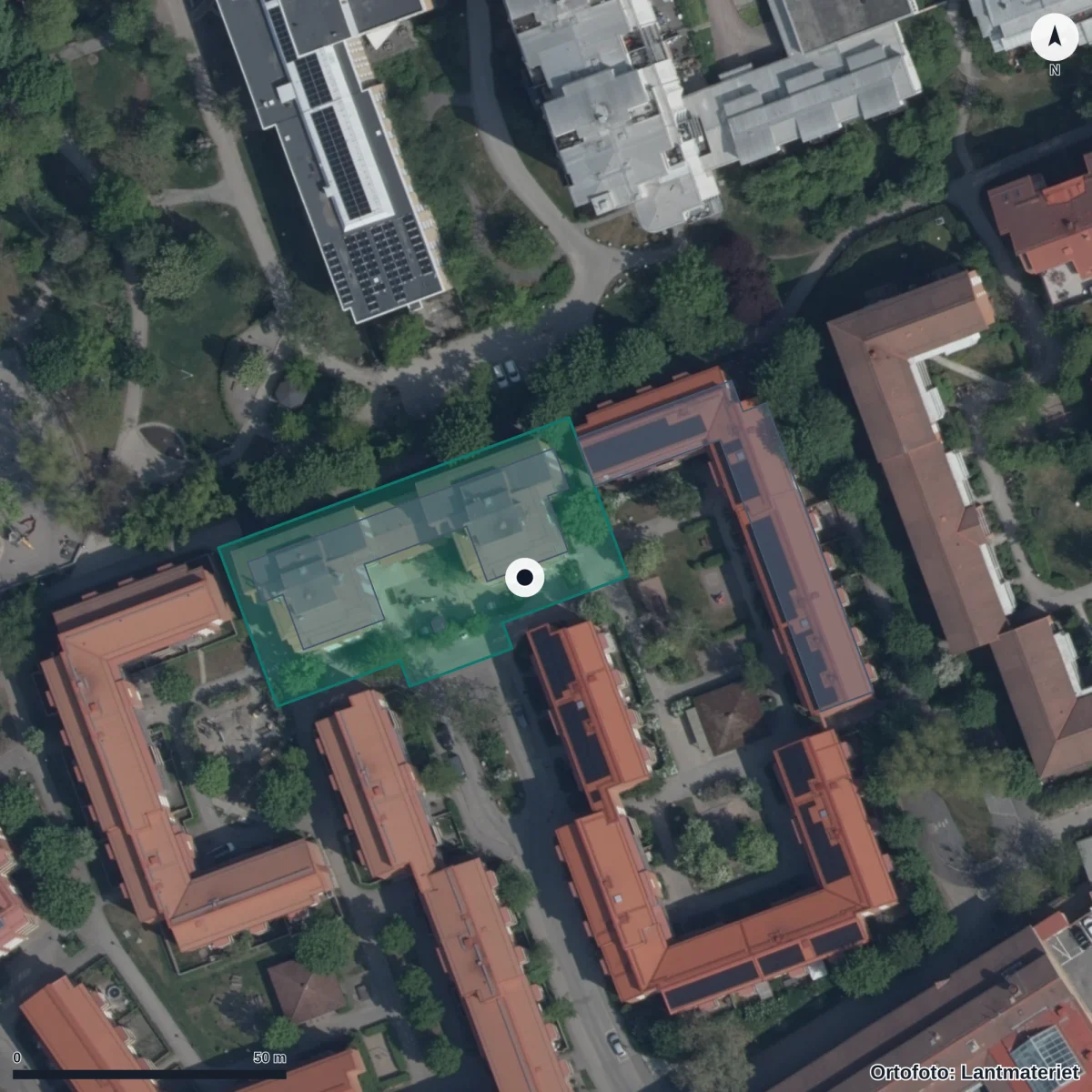 Flygbild över Förskolan Prästängen, ortofoto från Lantmäteriet