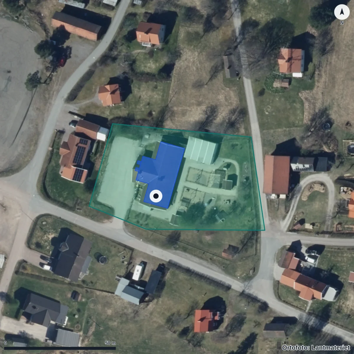 Flygbild över Förskolan Lingåsen, ortofoto från Lantmäteriet