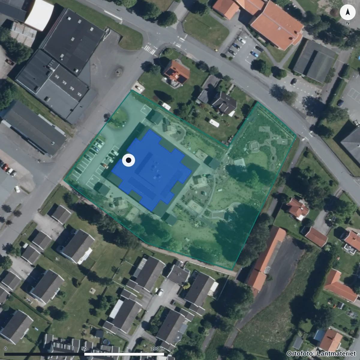 Flygbild över Rönnbackens Förskola, ortofoto från Lantmäteriet