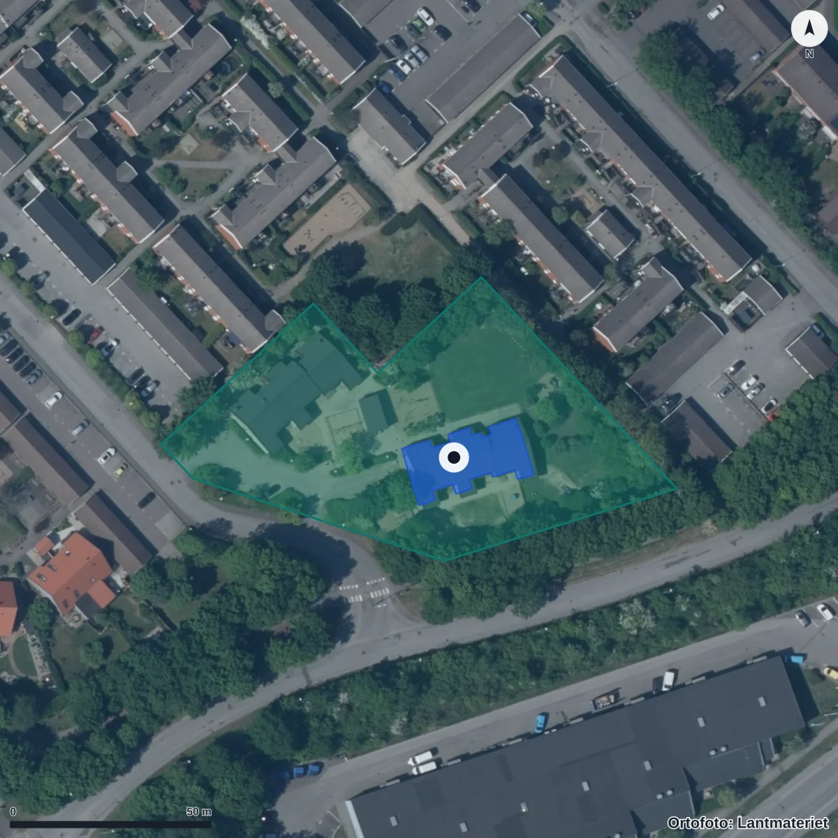 Flygbild över Hedenhös Förskola, ortofoto från Lantmäteriet