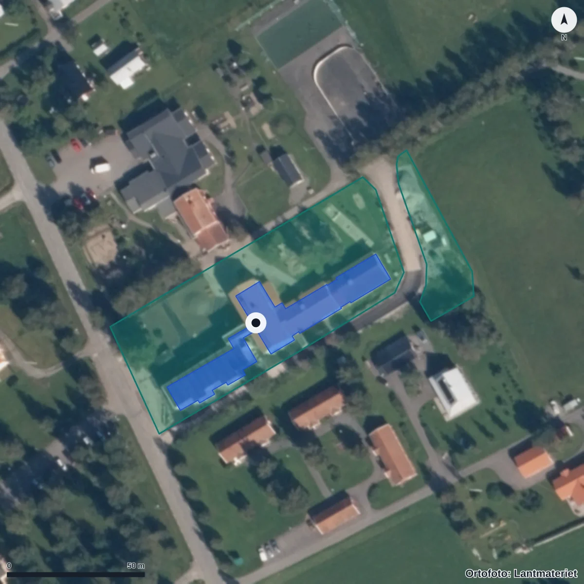 Flygbild över Marieby Förskola, ortofoto från Lantmäteriet