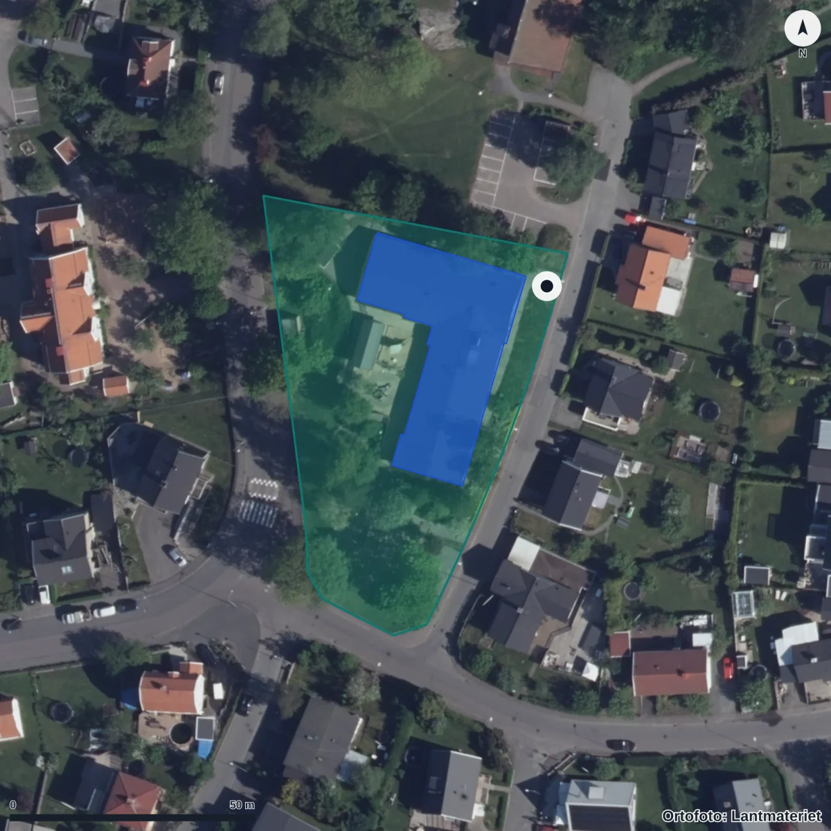 Flygbild över Knivsmedsgatan 2 Förskola, ortofoto från Lantmäteriet