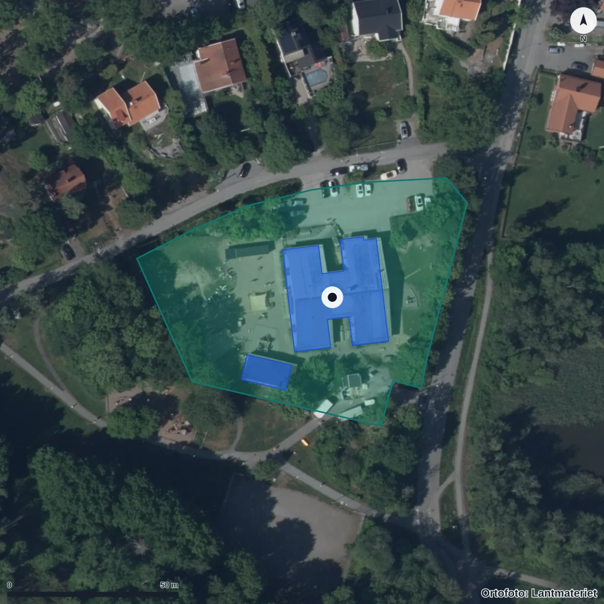 Flygbild över Tuvans Förskola, ortofoto från Lantmäteriet