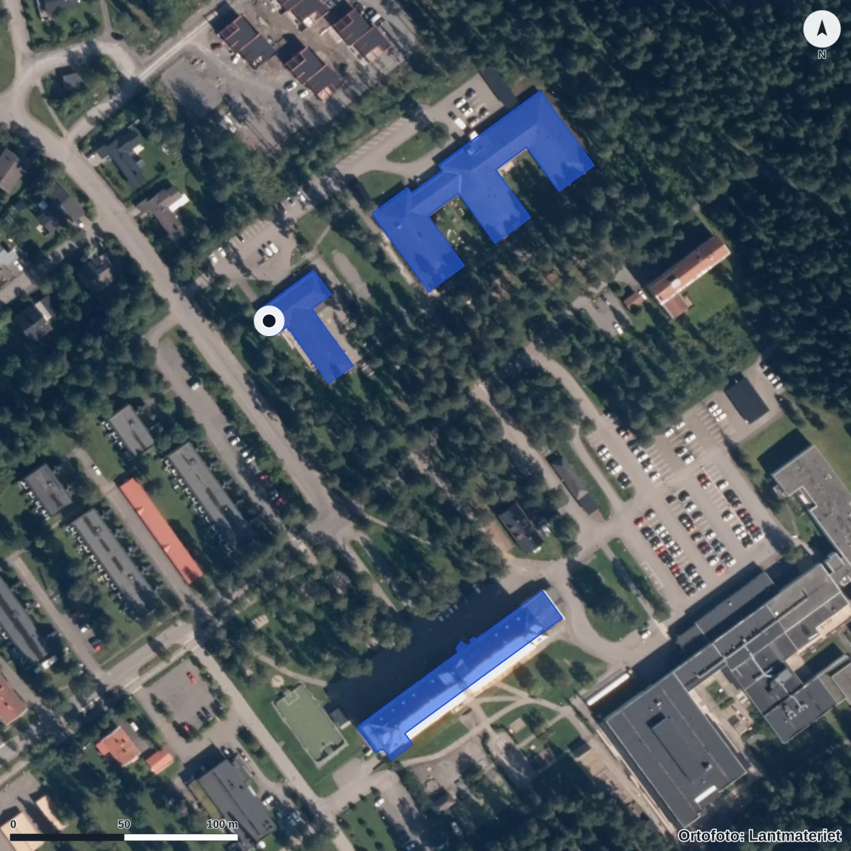 Flygbild över Bikupan Förskola, ortofoto från Lantmäteriet