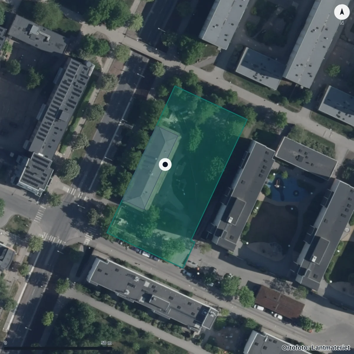 Flygbild över Förskolan Fredsduvan, ortofoto från Lantmäteriet