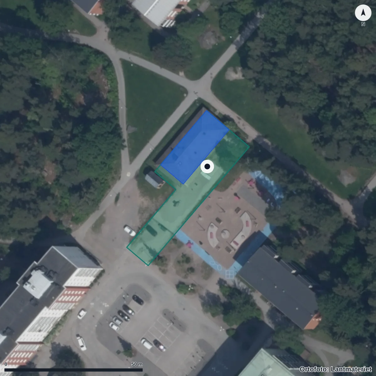Flygbild över Ekbackens Förskola ,ansgarskolorna,, ortofoto från Lantmäteriet