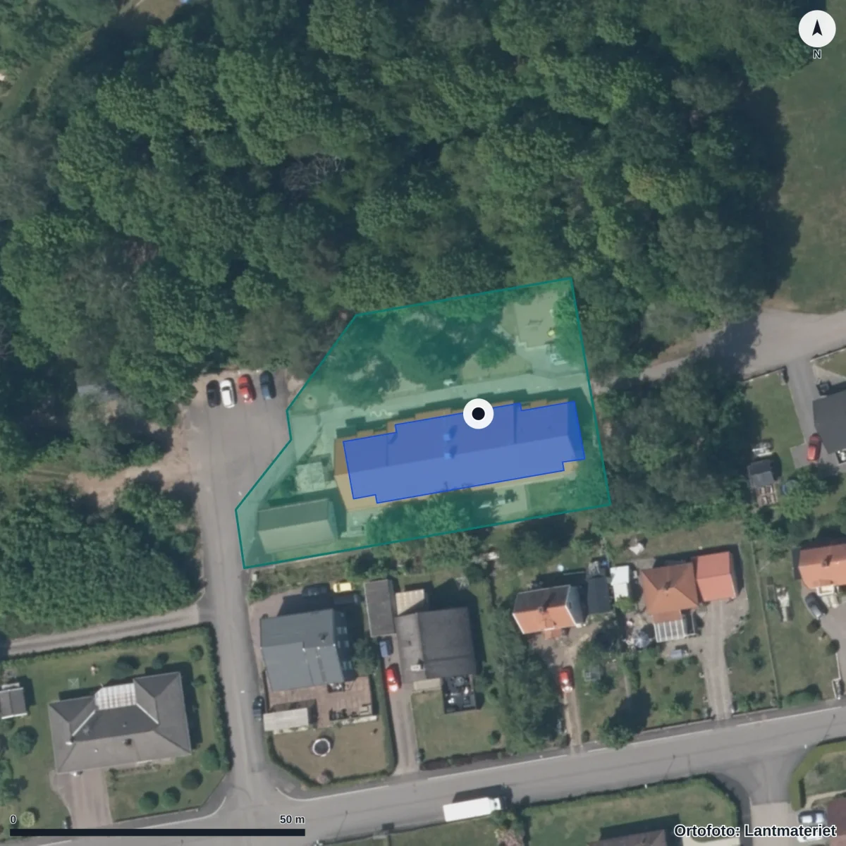 Flygbild över Förskolan Kärrbacken, ortofoto från Lantmäteriet