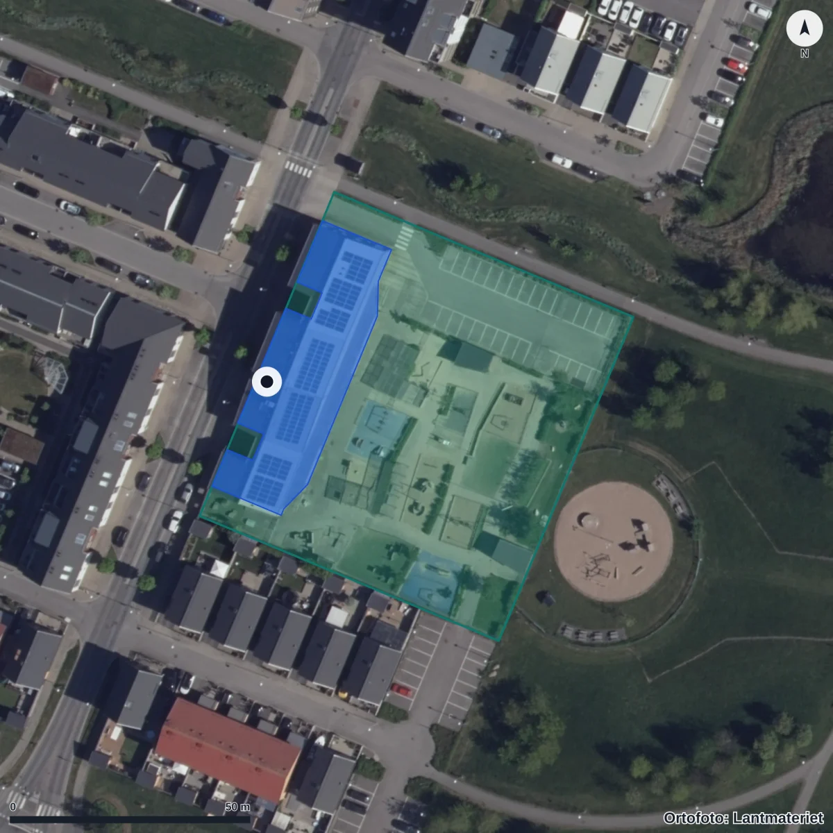 Flygbild över Kolla Parkstads Förskola, ortofoto från Lantmäteriet