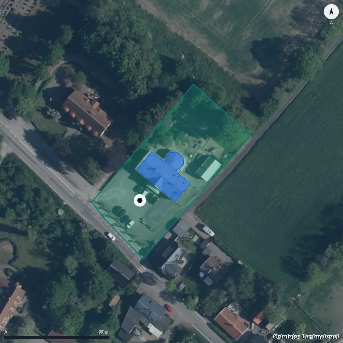 Flygbild över Ausås Förskola, ortofoto från Lantmäteriet