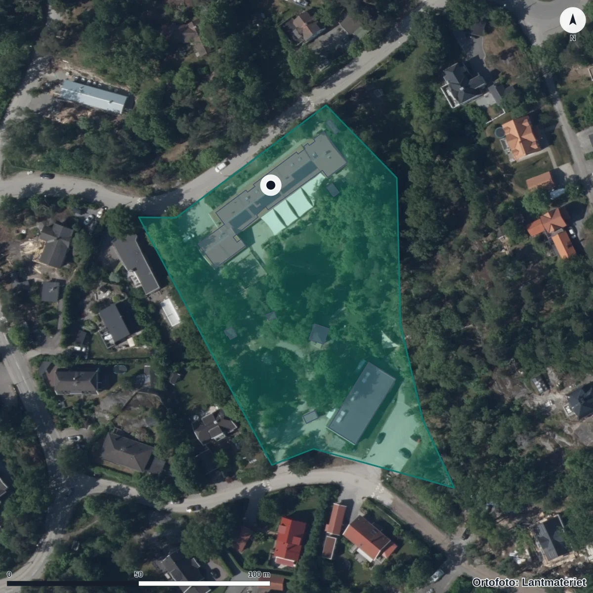 Flygbild över Kummelnäs Förskola, ortofoto från Lantmäteriet