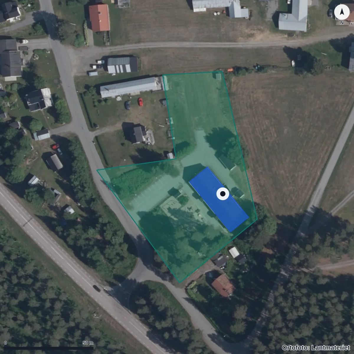 Flygbild över Bälinge Förskola, ortofoto från Lantmäteriet