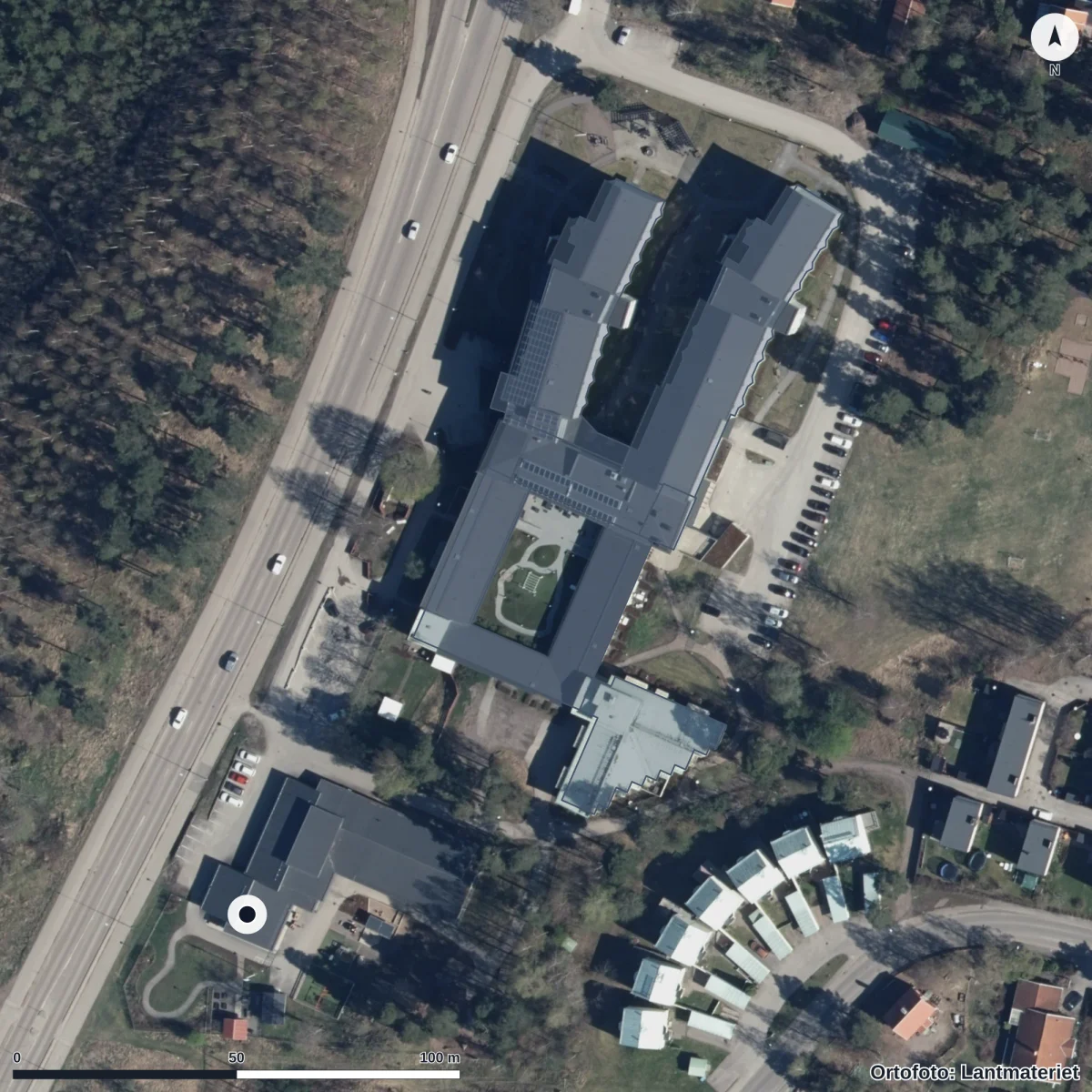 Flygbild över Västanbyns Förskola, ortofoto från Lantmäteriet