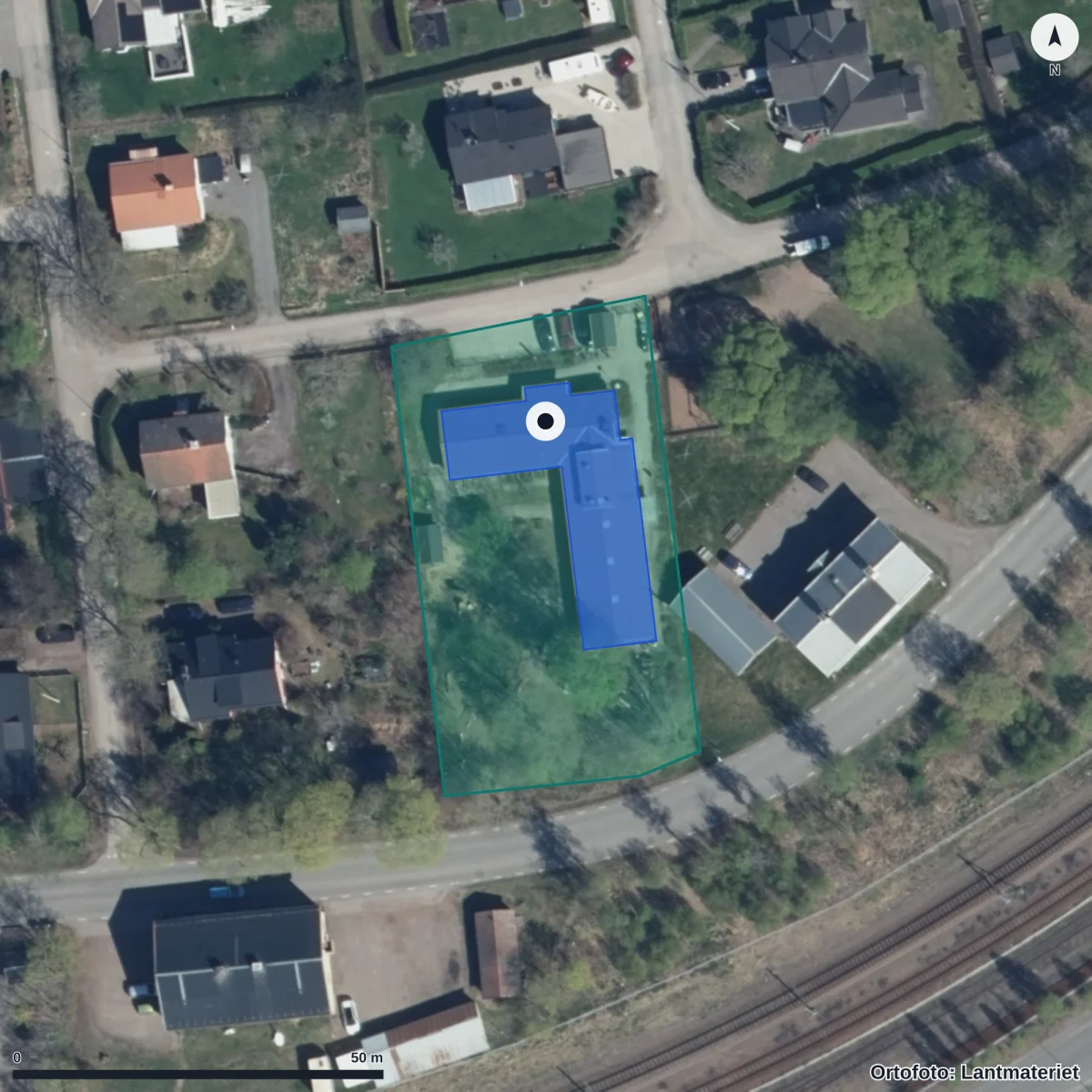 Flygbild över Förskolan Kantarellen, ortofoto från Lantmäteriet