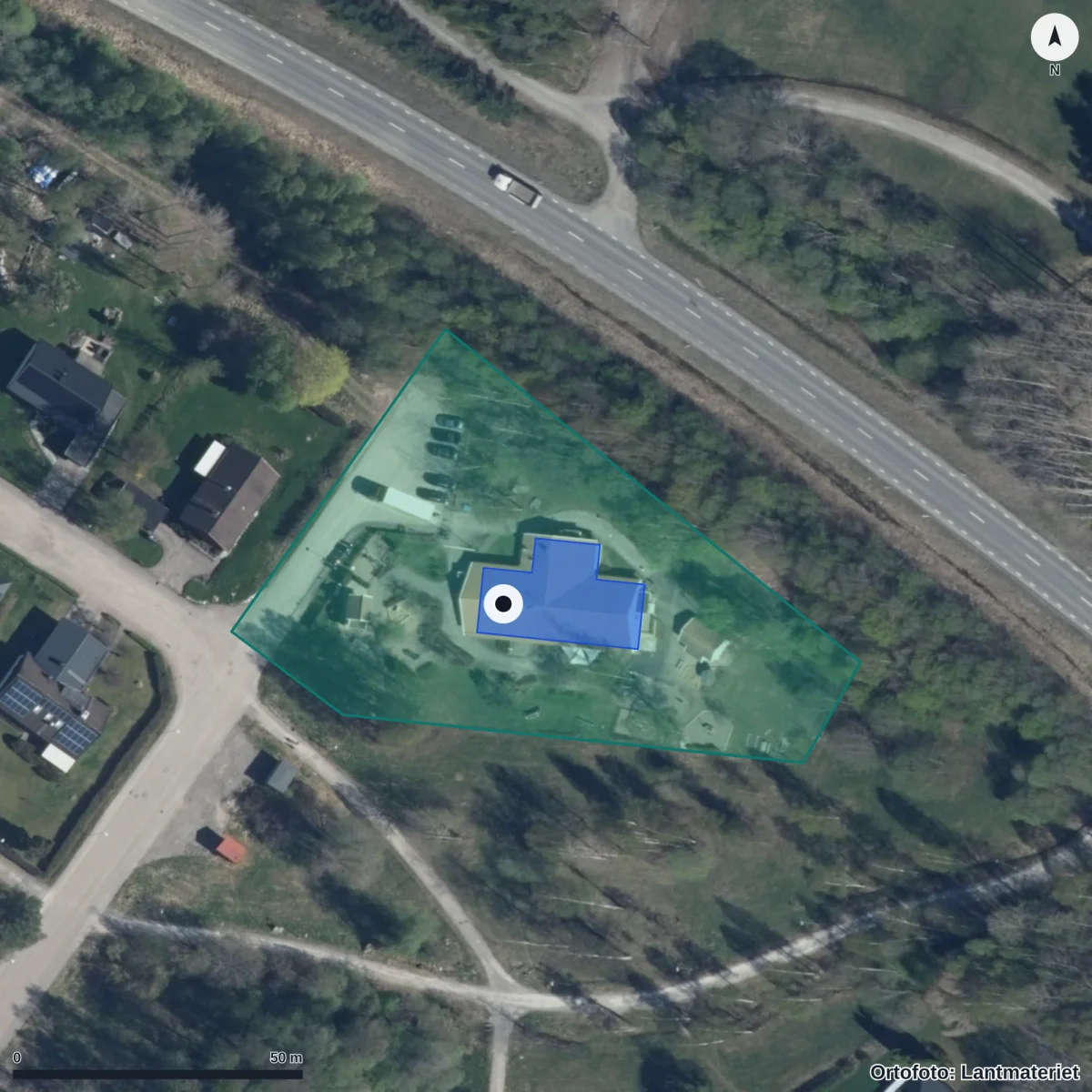 Flygbild över Förskolan Barnens Hus, ortofoto från Lantmäteriet