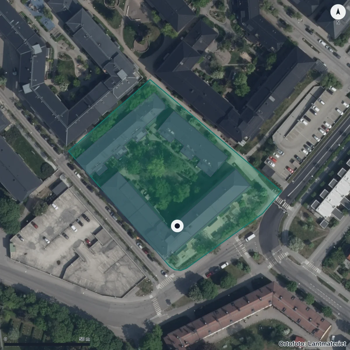 Flygbild över Förskolan Ekgården, ortofoto från Lantmäteriet