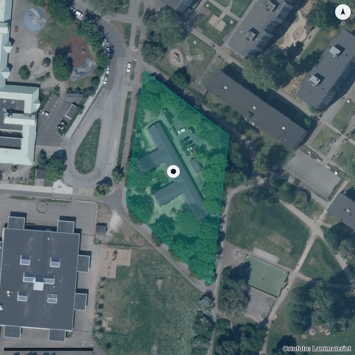Flygbild över Högatorps Förskola, ortofoto från Lantmäteriet