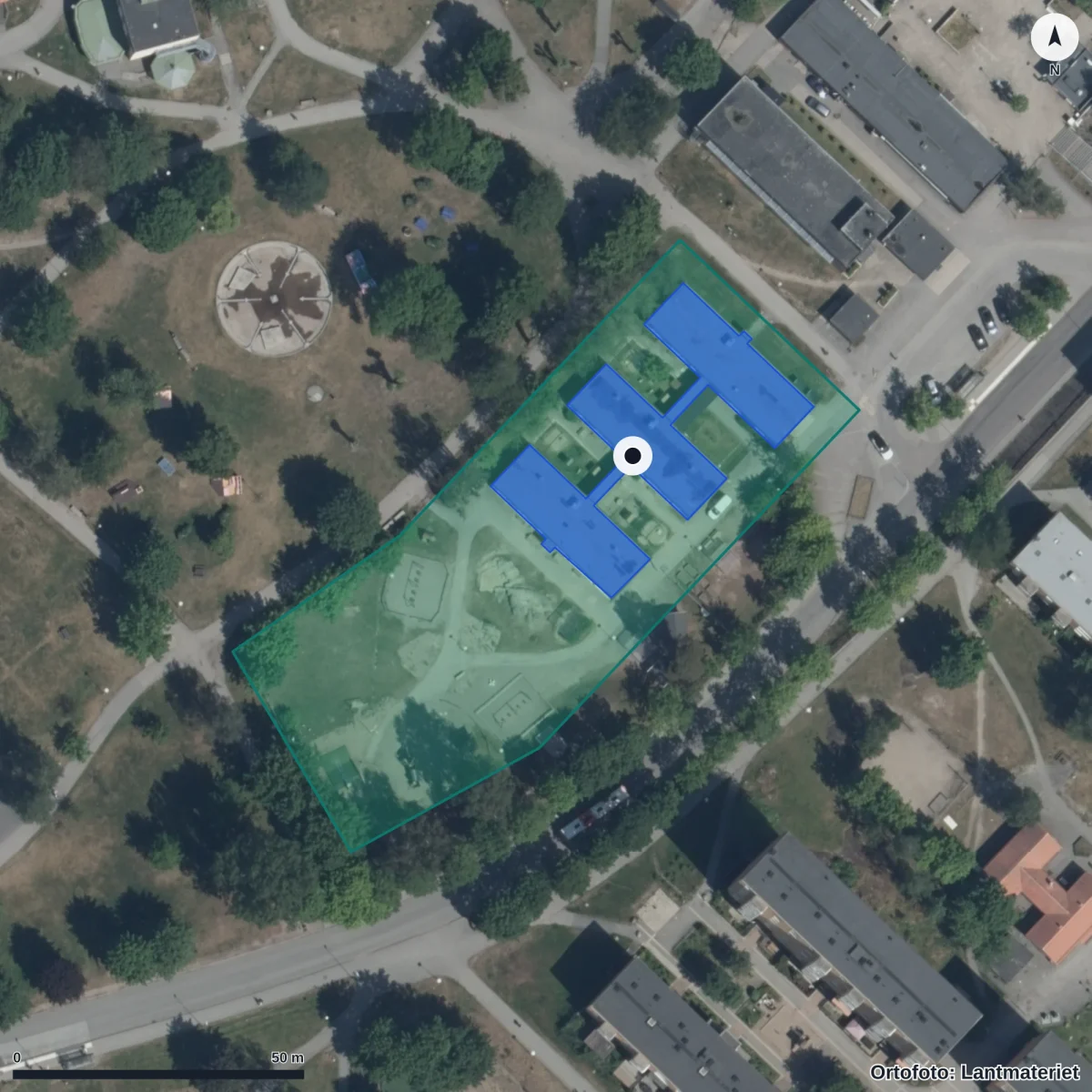 Flygbild över Hovsjö Förskola, ortofoto från Lantmäteriet