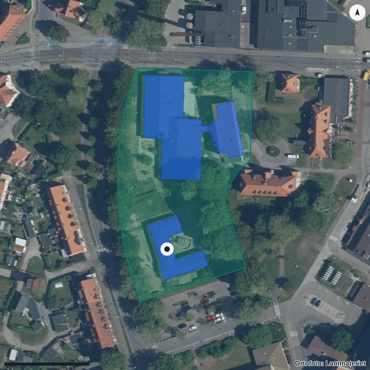 Flygbild över Kvarngårdens Förskola, ortofoto från Lantmäteriet