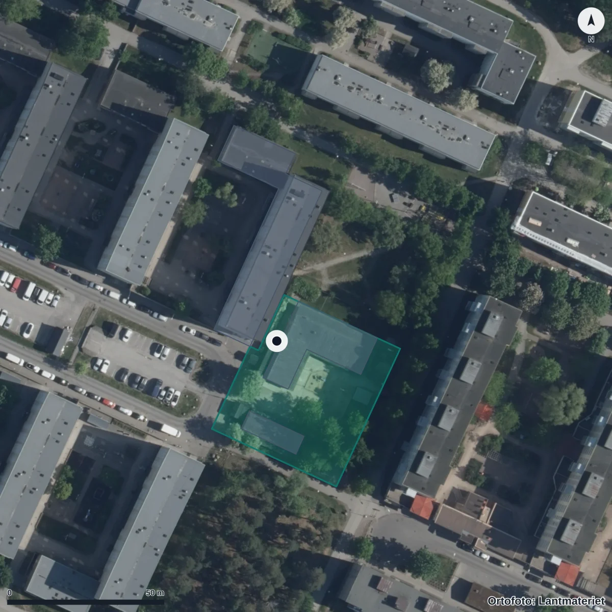 Flygbild över Förskolan Mellangården, ortofoto från Lantmäteriet