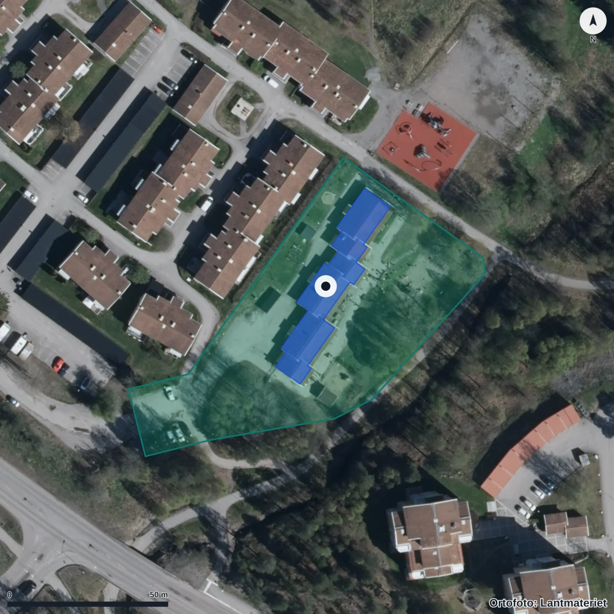 Flygbild över Forskarens Förskola, ortofoto från Lantmäteriet