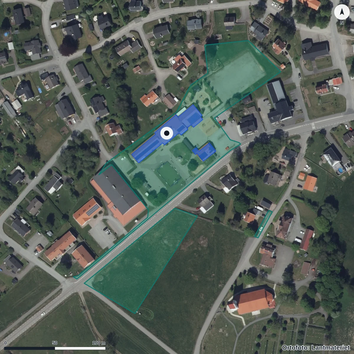 Flygbild över Öxabäcks Förskola, ortofoto från Lantmäteriet