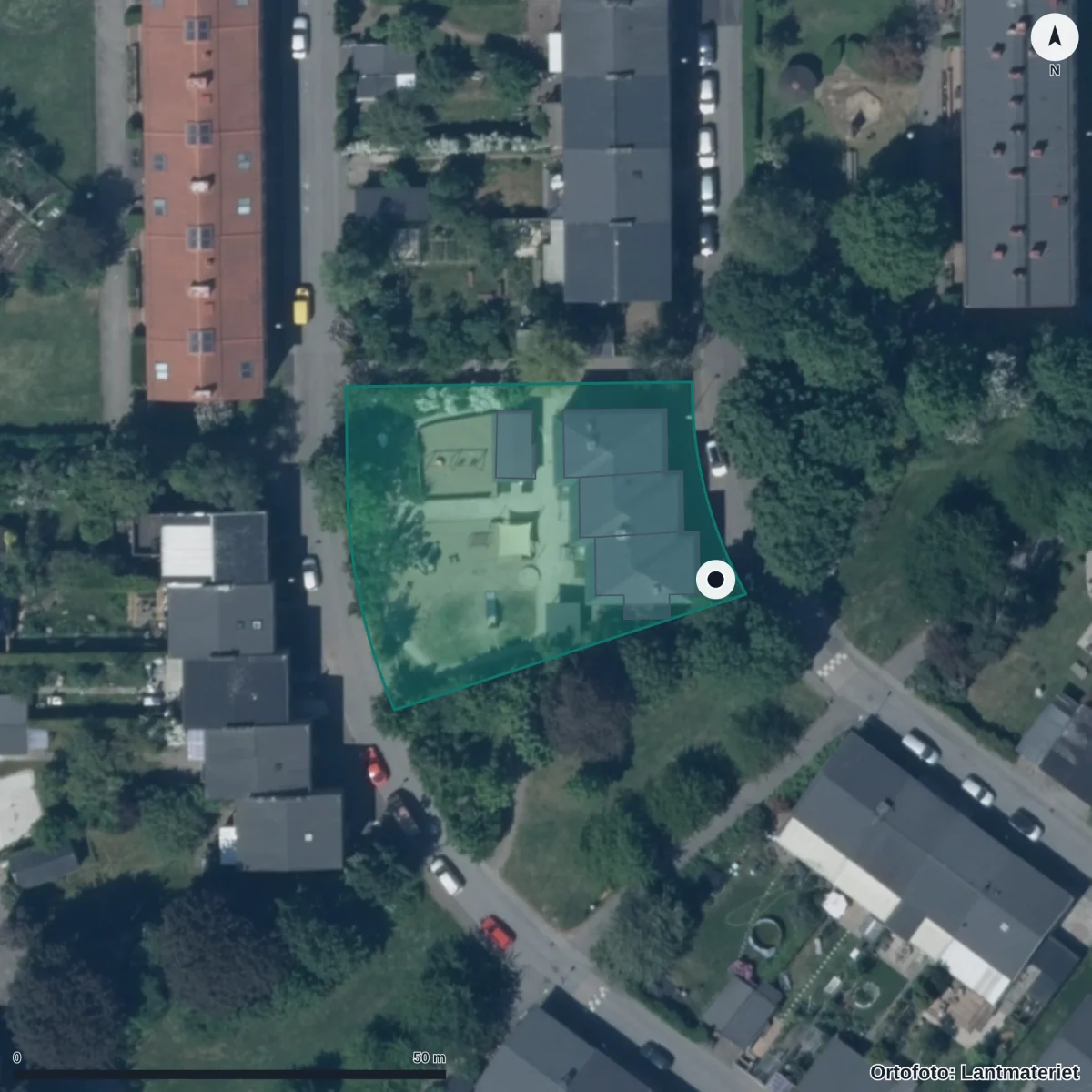 Flygbild över Cypressens Förskola, ortofoto från Lantmäteriet