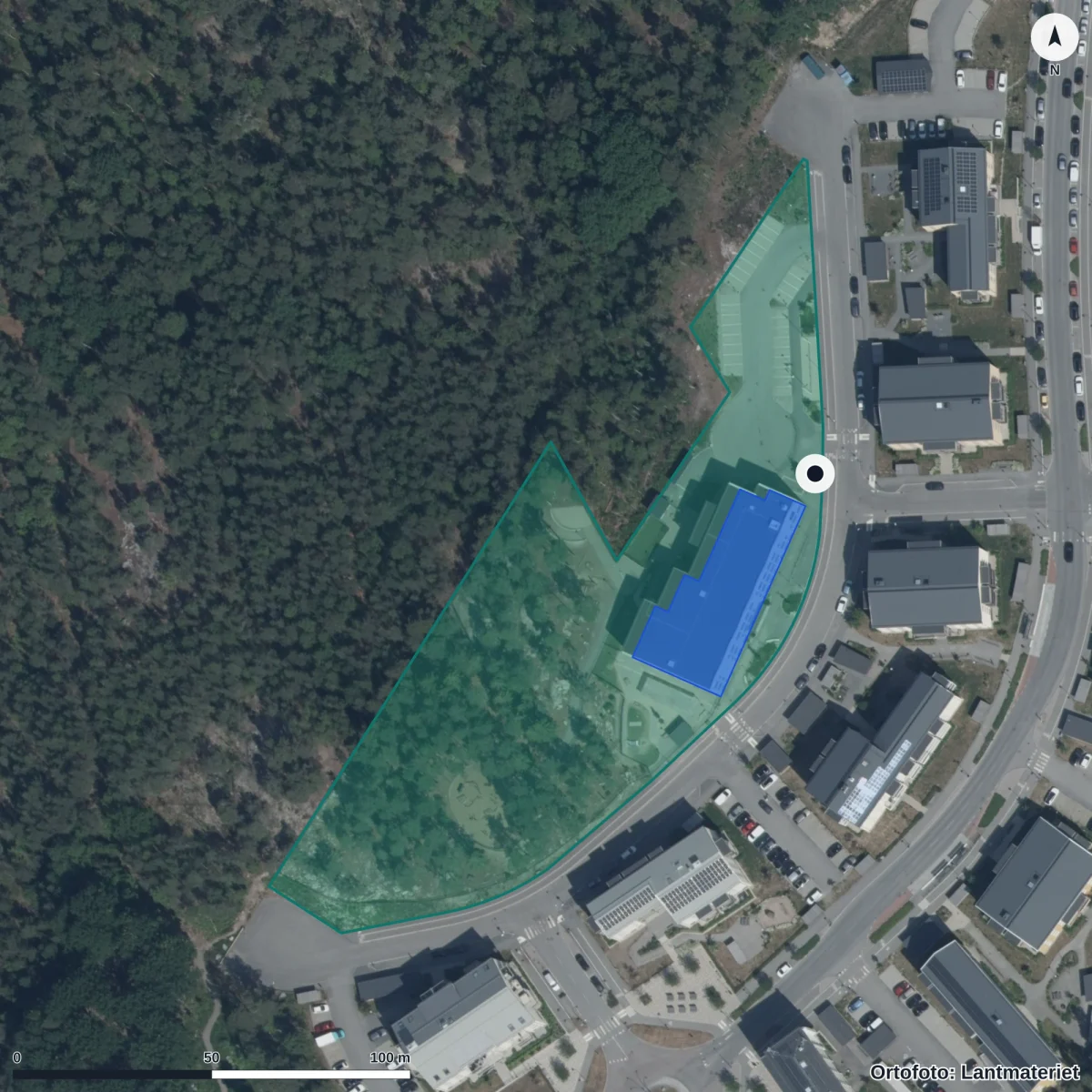 Flygbild över Jensen Förskola Bro Mälarstrand, ortofoto från Lantmäteriet