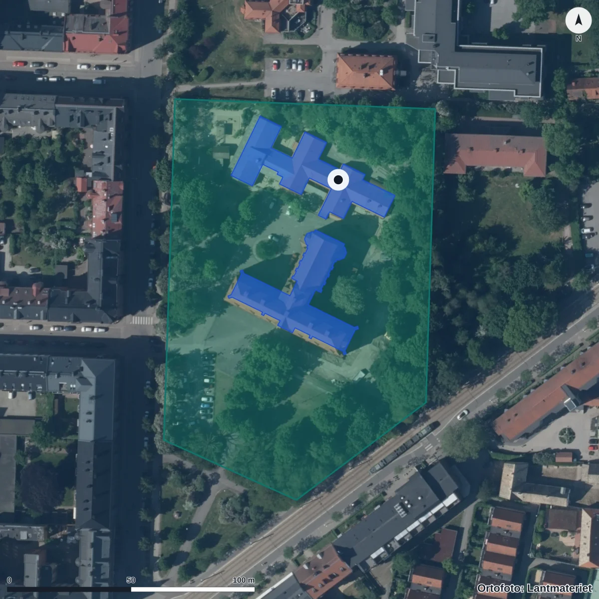 Flygbild över Holkens Förskola, ortofoto från Lantmäteriet