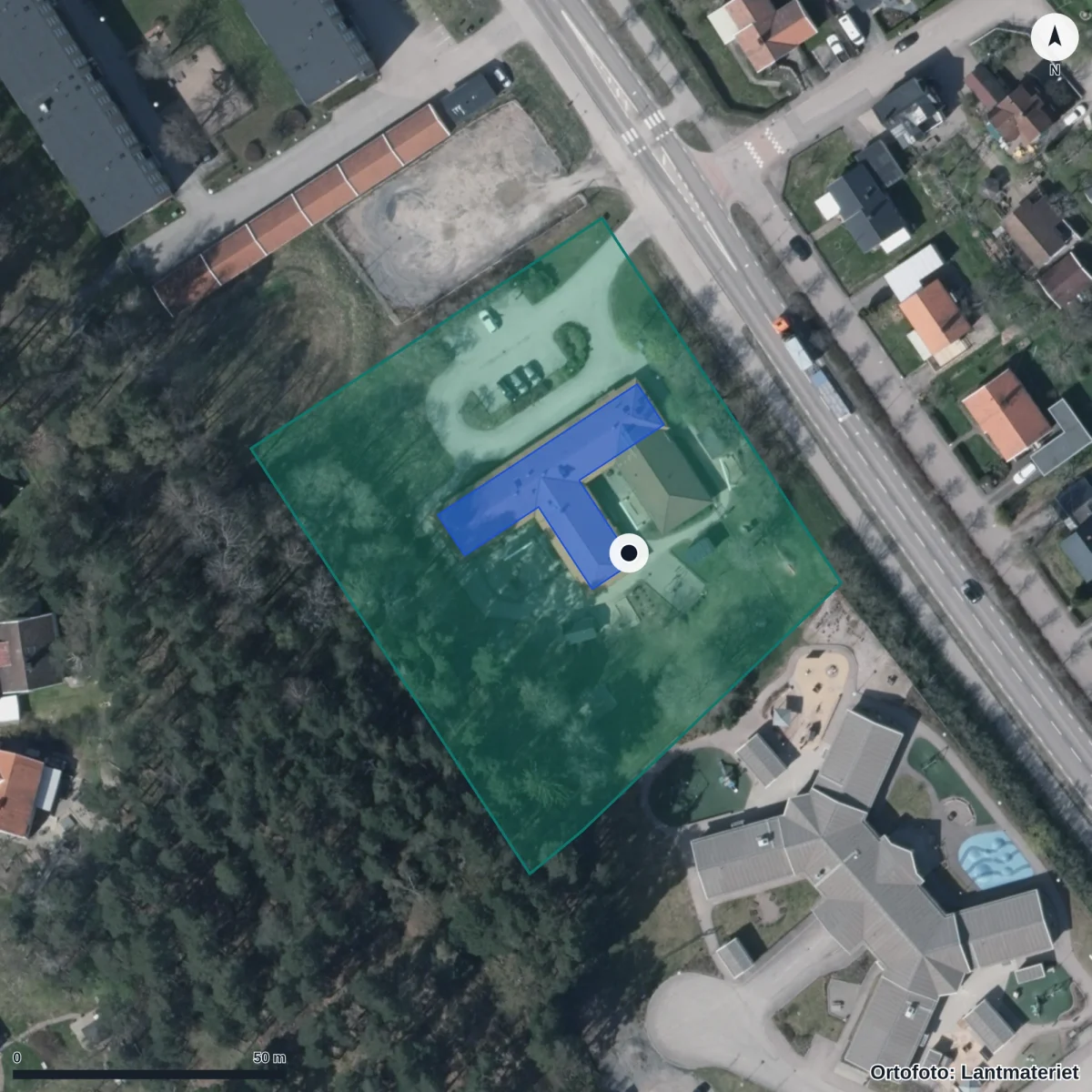 Flygbild över Lärkans Förskola, ortofoto från Lantmäteriet