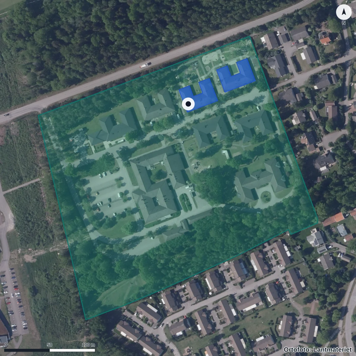 Flygbild över Förskolan Björkenäs-ljusstaden, ortofoto från Lantmäteriet