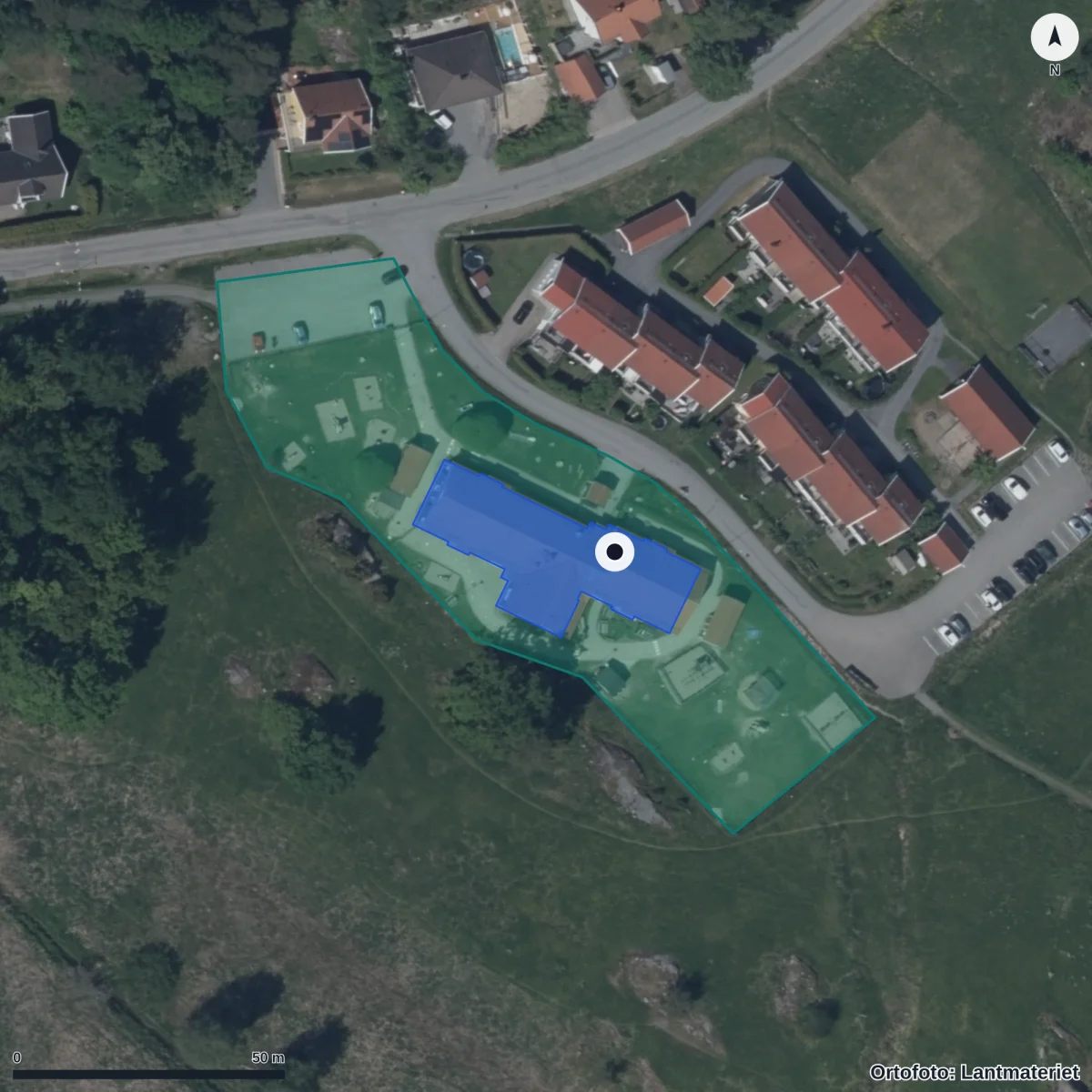 Flygbild över Skärgårdsstads Förskola, ortofoto från Lantmäteriet