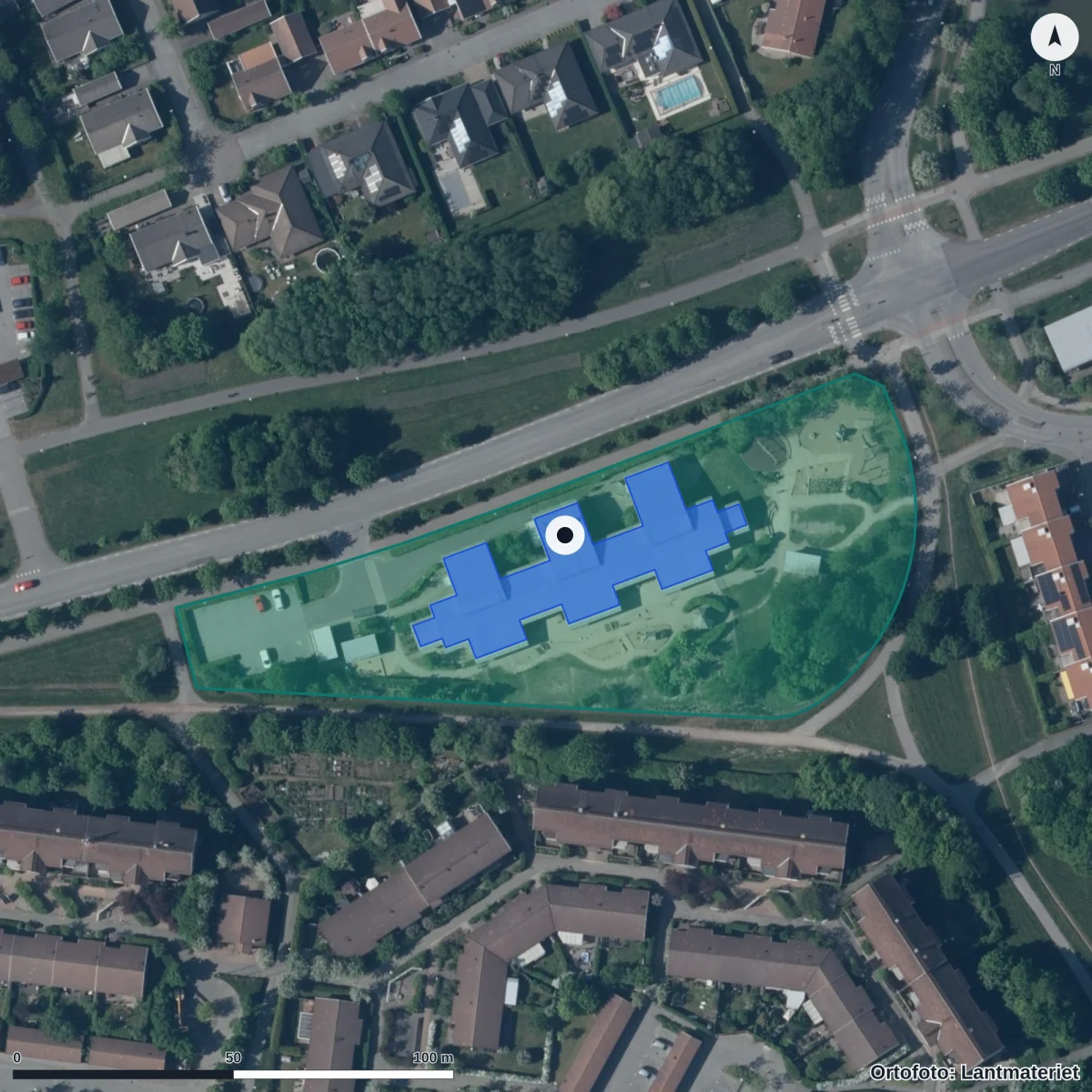 Flygbild över Orkesterparkens Förskola, ortofoto från Lantmäteriet