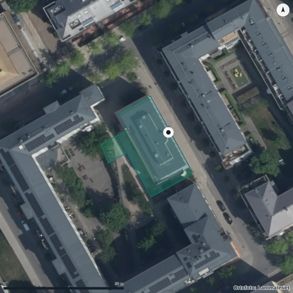Flygbild över Förskolan Medevi Brunn, ortofoto från Lantmäteriet