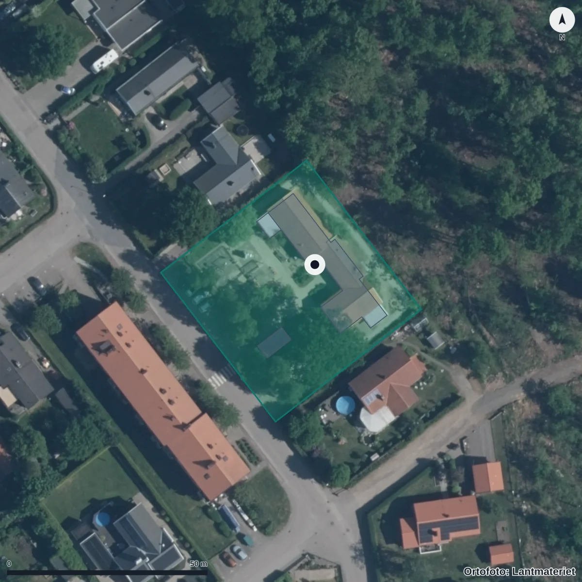 Flygbild över Sälens Förskola, ortofoto från Lantmäteriet