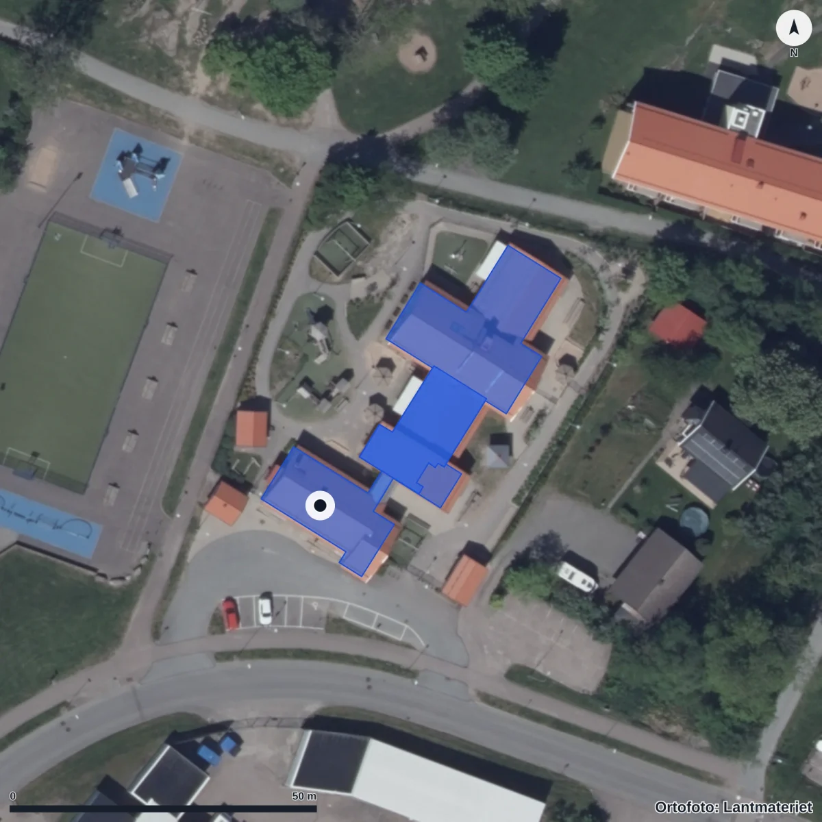 Flygbild över Munkegärde Förskola, ortofoto från Lantmäteriet